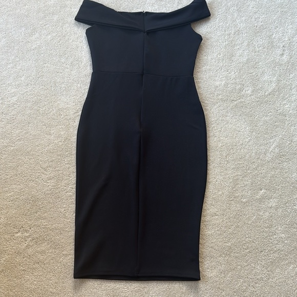 EUC Missguided Bardot Off-Shoulder Dress - Picture 8 of 9
